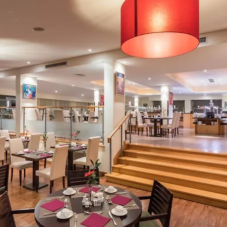 Tui Blue Gardens - Adults-only - Savoy Signature Отель Фуншал