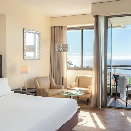 Отель Tui Blue Gardens - Adults-only - Savoy Signature Фуншал