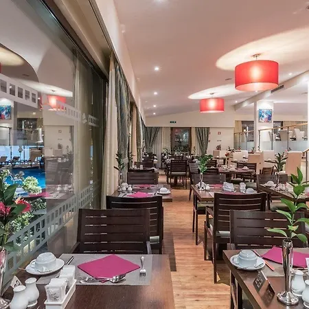 Отель Tui Blue Gardens - Adults-only - Savoy Signature Фуншал