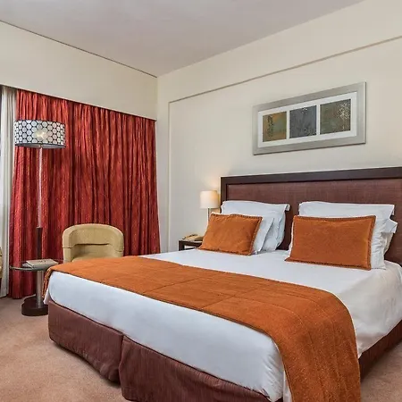 Отель Tui Blue Gardens - Adults-only - Savoy Signature Фуншал