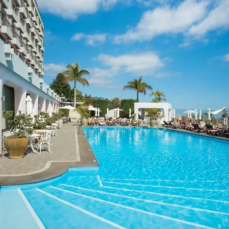 Tui Blue Gardens - Adults-only - Savoy Signature Hotel Funchal (Madeira)