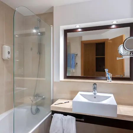 Tui Blue Gardens - Adults-only - Savoy Signature 4* فونشال