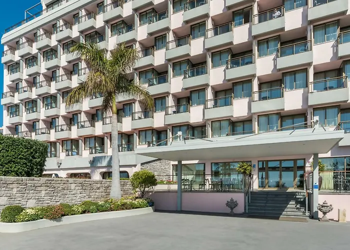 Tui Blue Gardens - Adults-only - Savoy Signature 4* فونشال