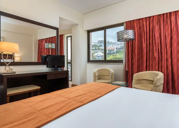 Tui Blue Gardens - Adults-only - Savoy Signature Hotel Funchal (Madeira)