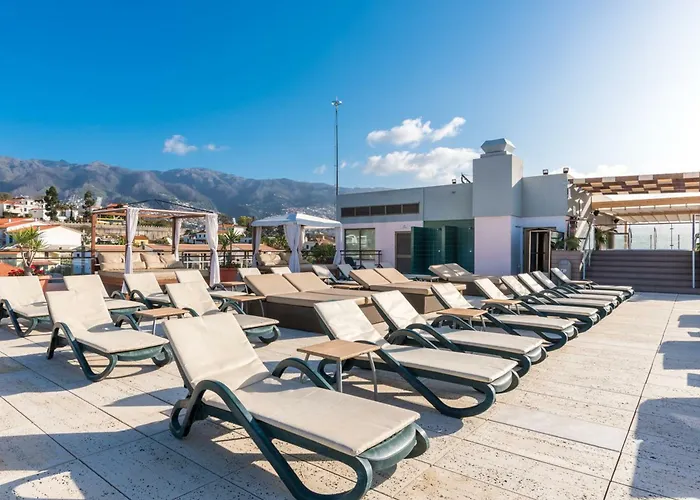 Tui Blue Gardens - Adults-only - Savoy Signature 4* فونشال