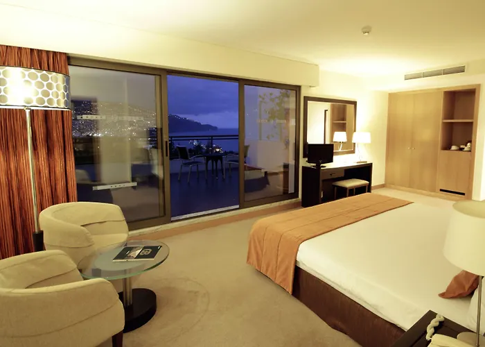 Tui Blue Gardens - Adults-only - Savoy Signature 4* Funchal (Madeira)